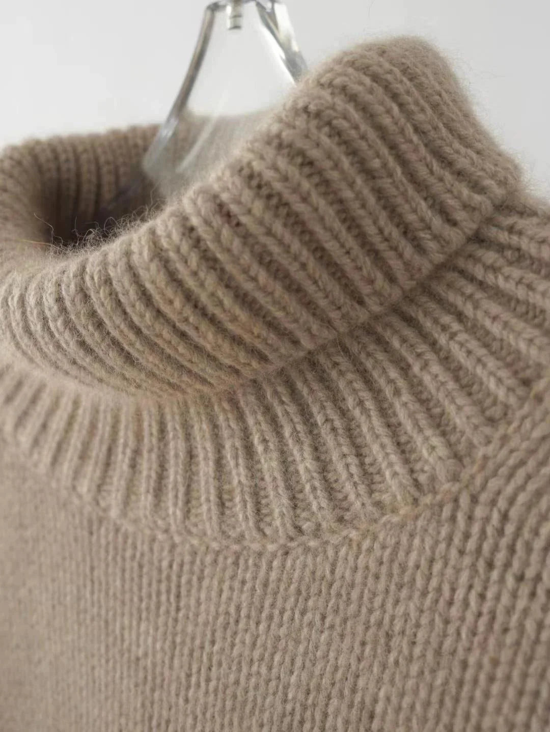LENA™ | TURTLENECK JUMPER